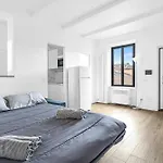 Lo3 • Navigli Chic Apartment •